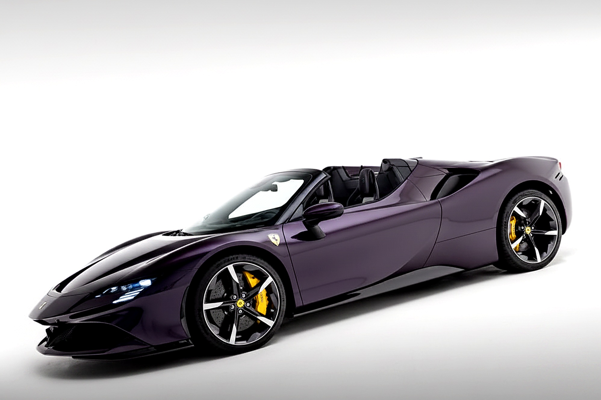 Ferrari SF90 Spider 2025