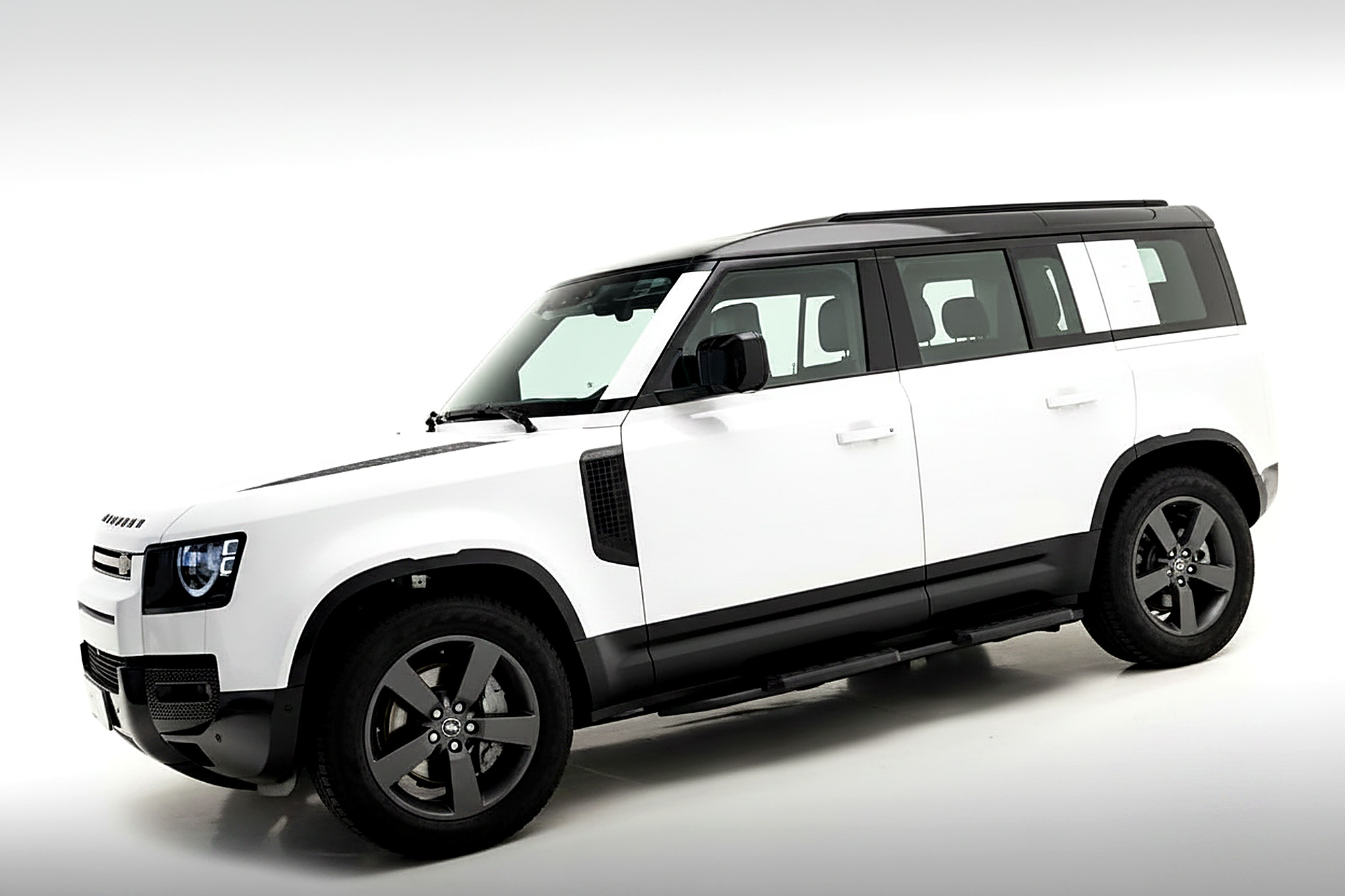 Land Rover Defender 110 2025