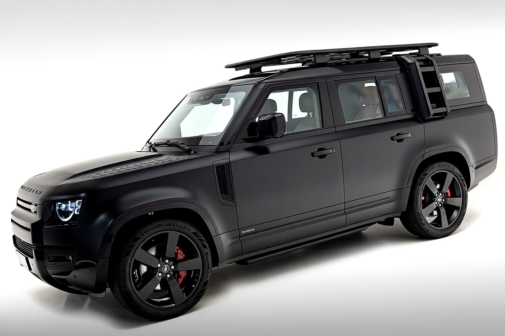 Land Rover Defender 110 V8 Black 2025